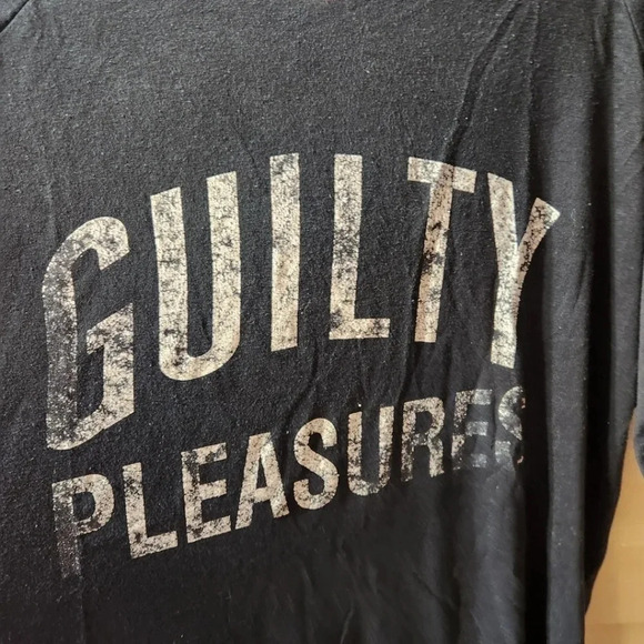 The Rolling Paper Brand "Guilty Pleasures" Short Sleeve Cotton Graphic Tee GUC - Picture 2 of 6